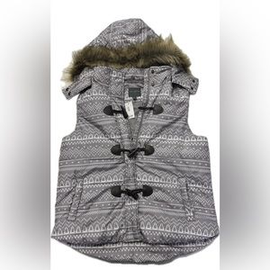 NWT The Limited Gray-White Puffer Vest with Faux Fur Detachable Hood Sz.Large